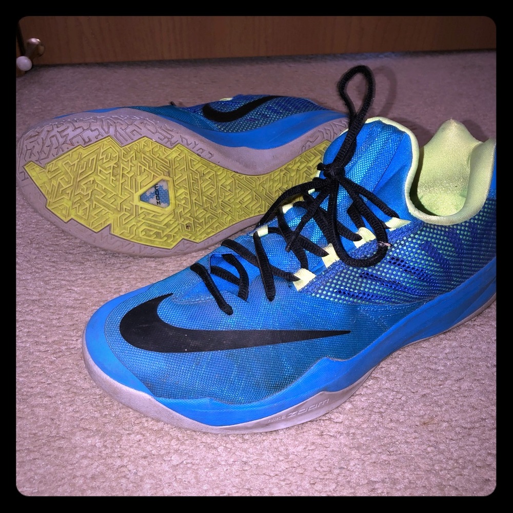 Nike Men’s Basketball Shoe
